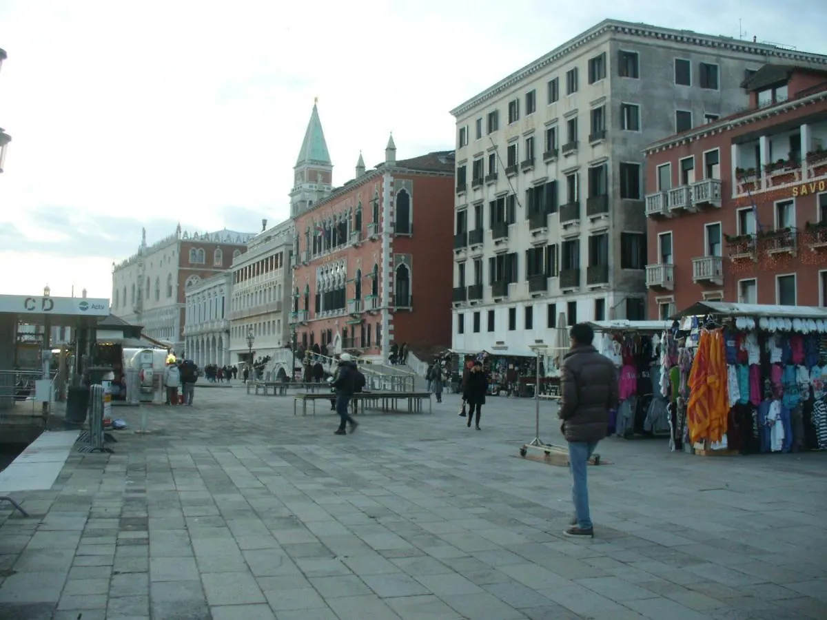 Come A Casa Tua Dietro Piazza San Marco Venice 0*,